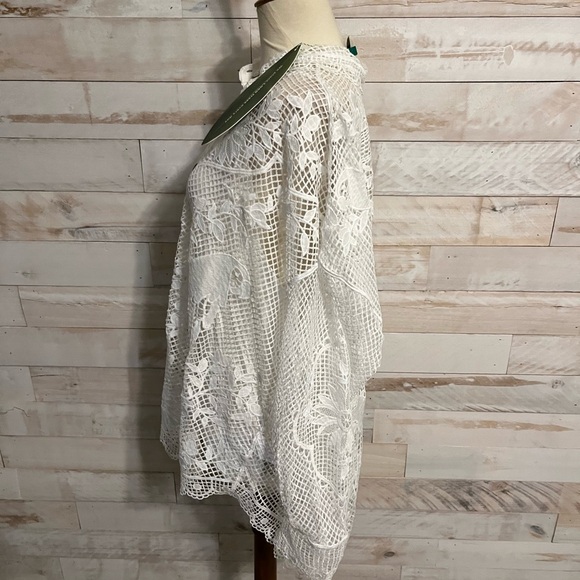 FARM Rio Cream Lace Button-Down Blouse - Picture 6 of 13